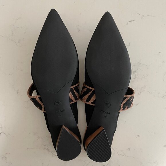 Vivaia Pointed-Toe Heeled Mules 3D Knit Upper Solid Black w Animal Print Sz 40 - Picture 4 of 10